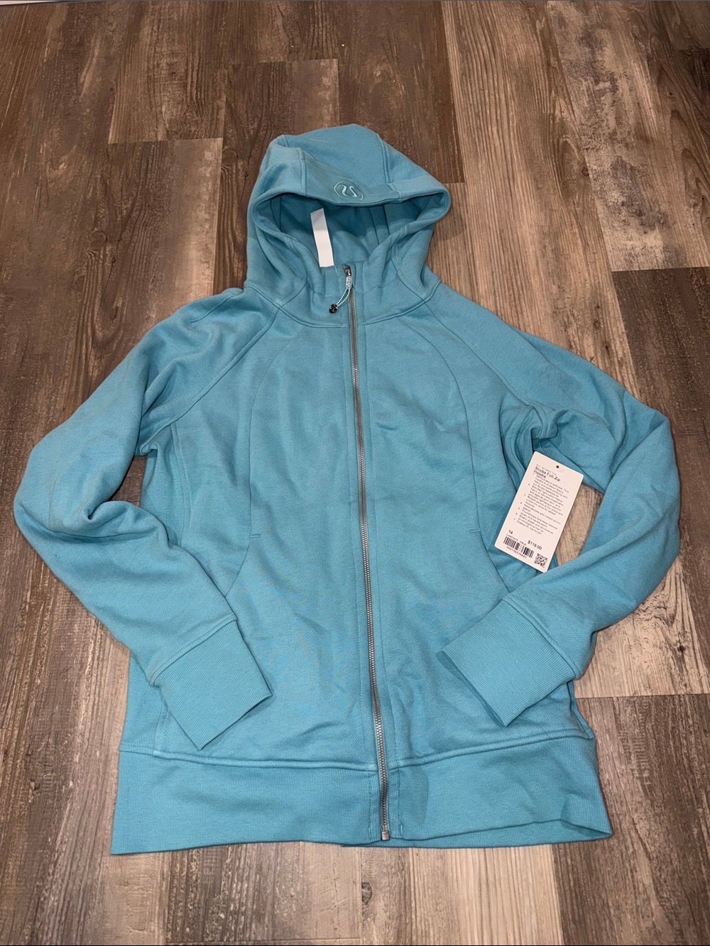 NEW with tags! Lululemon Scuba Full-Zip Hoodie
Washed Blue sz 14